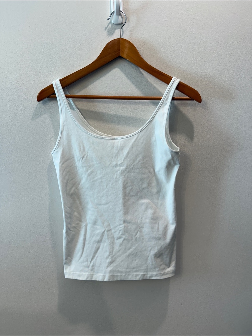 Banana Republic Women's White Scoop Neck Tank Top Sz S